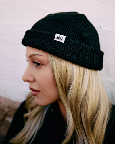 4 Pines Core Beanie Black